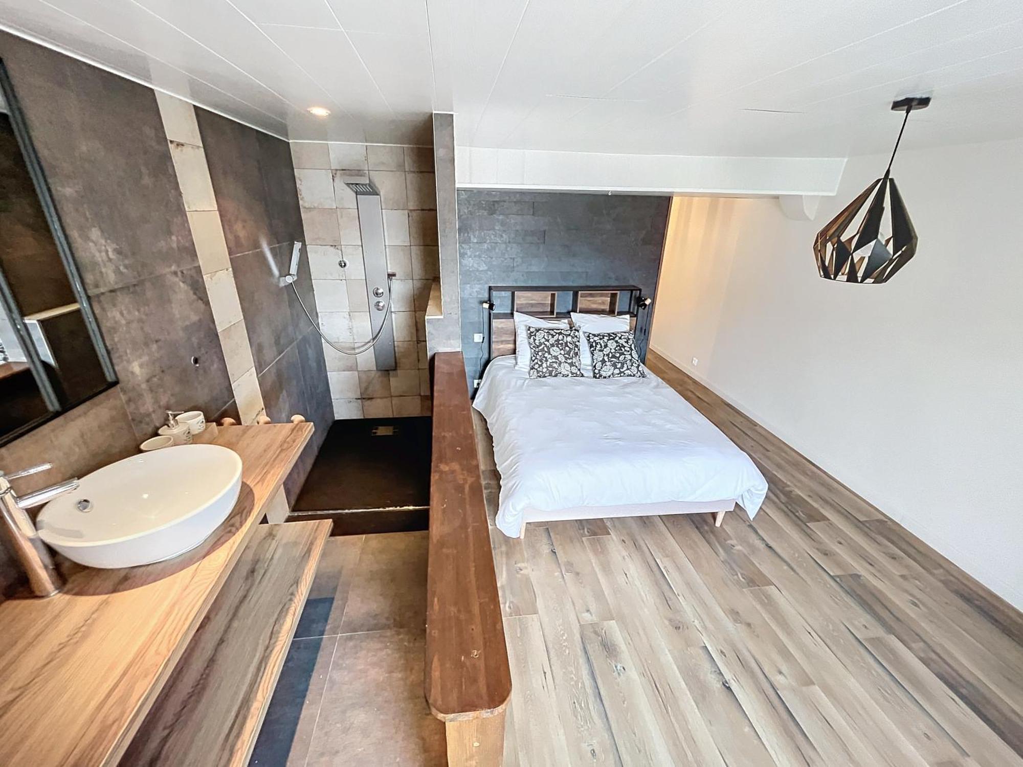 Grand Appartement Centre-Ville Clairvaux-les-Lacs Extérieur photo